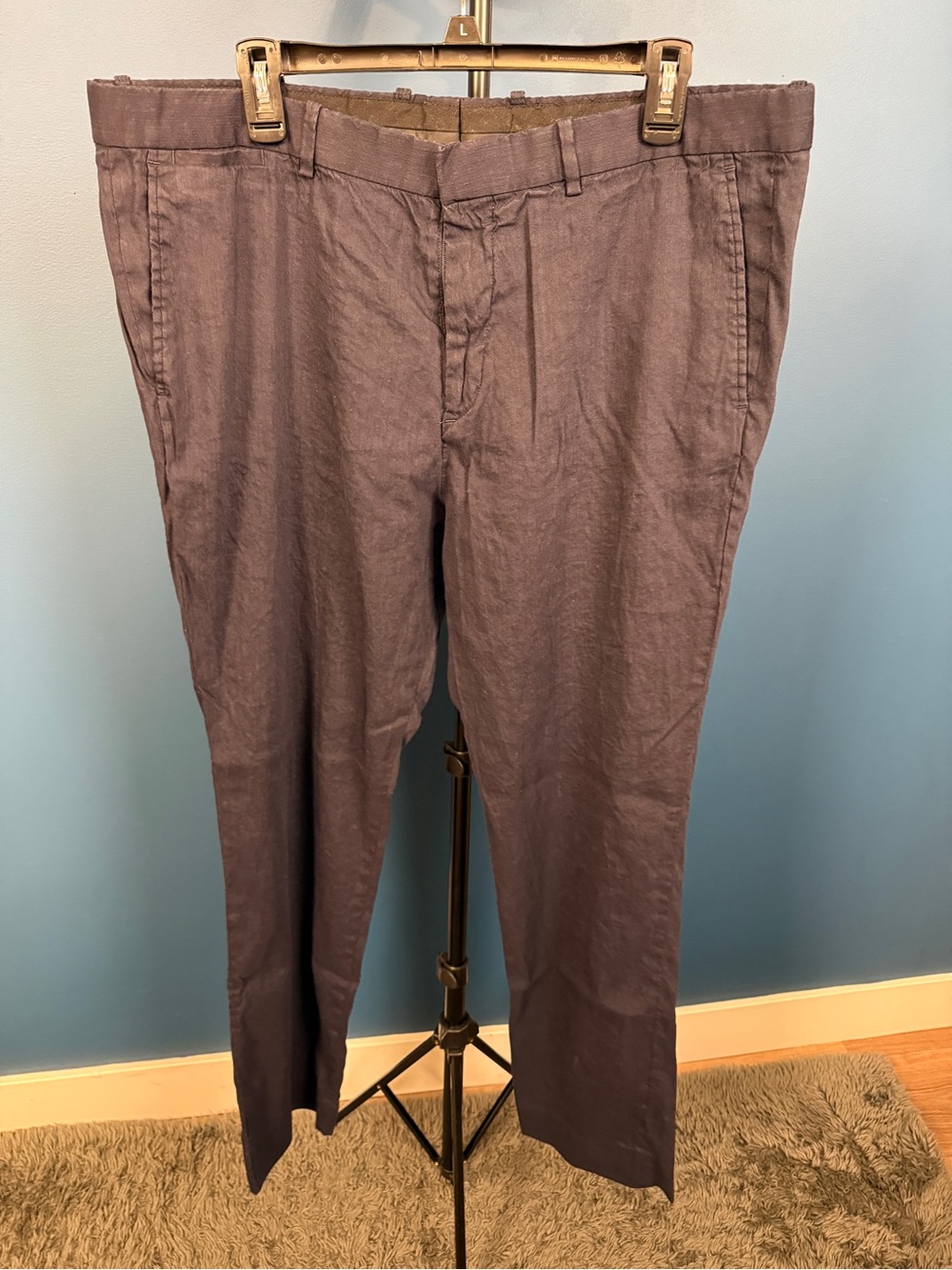 Theory Men's Linen Classic Navy Pants